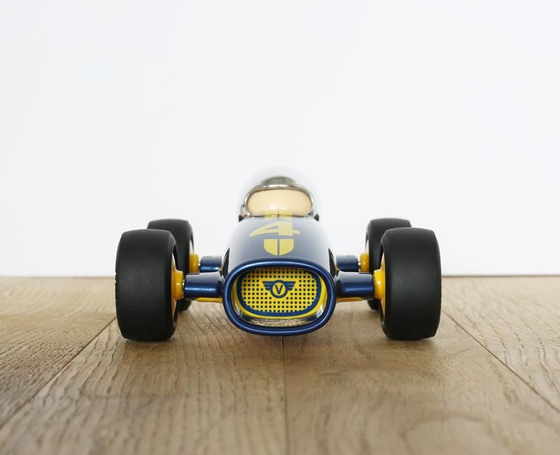 Autić Malibu Lucas - Playforever